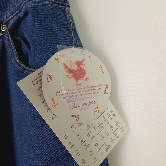 NWT Quacker Factory Beaded Sparkle Heart Stretch Denim Blue Jeans Large A3446 - Picture 6 of 8